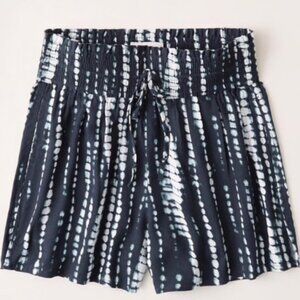 Abercrombie & Fitch Drapey Pull-On Shorts